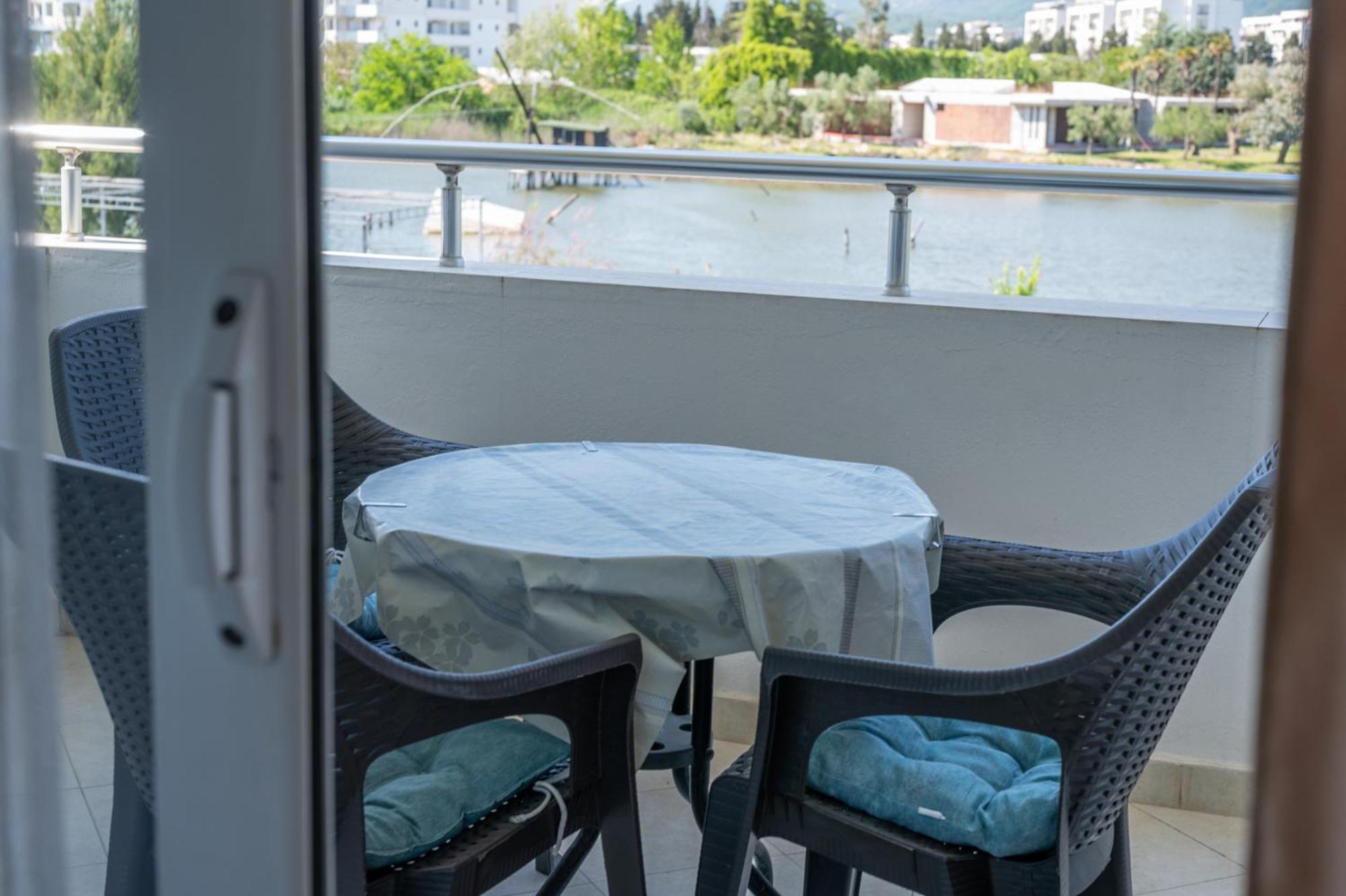 Beach Walk Apartments Ulcinj Exterior photo